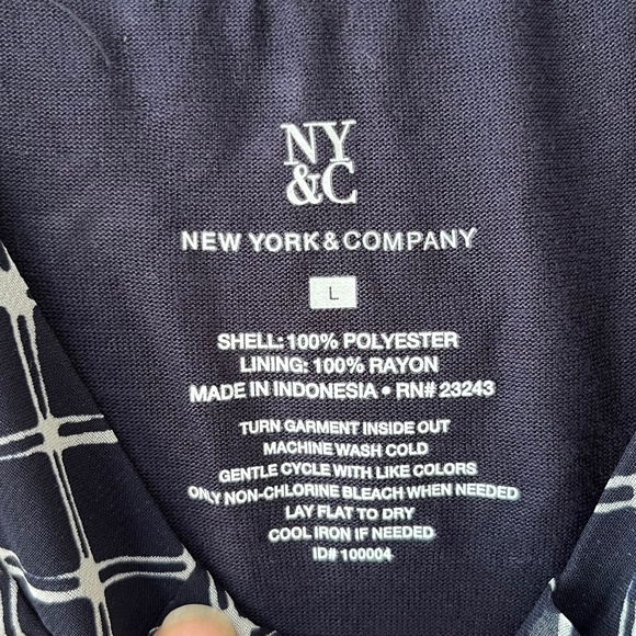 NYC Sz L Mesh Layer Tank Top Navy Summer Blouse Straps V Neck - Picture 2 of 4